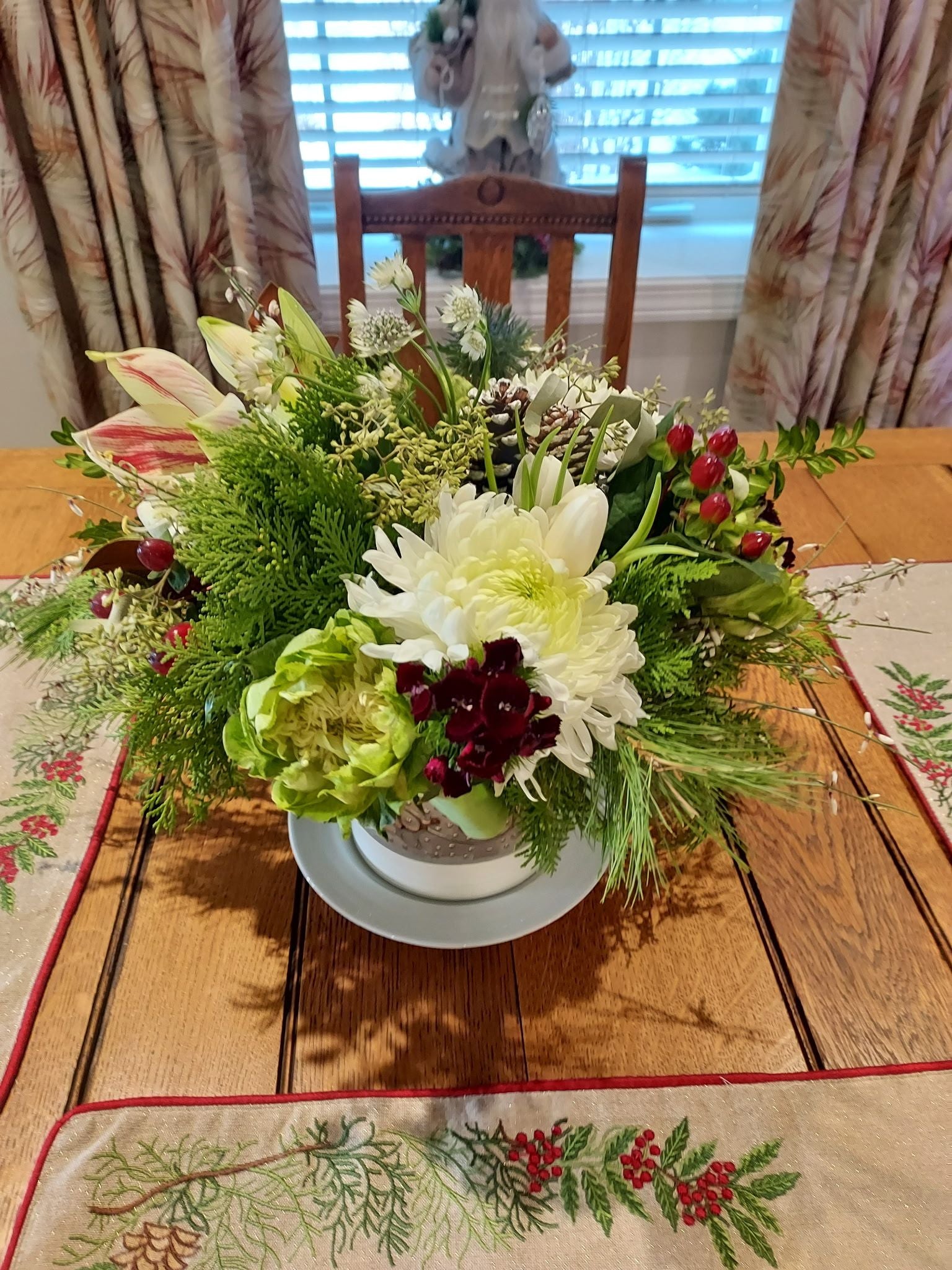 Small Holiday Centerpiece